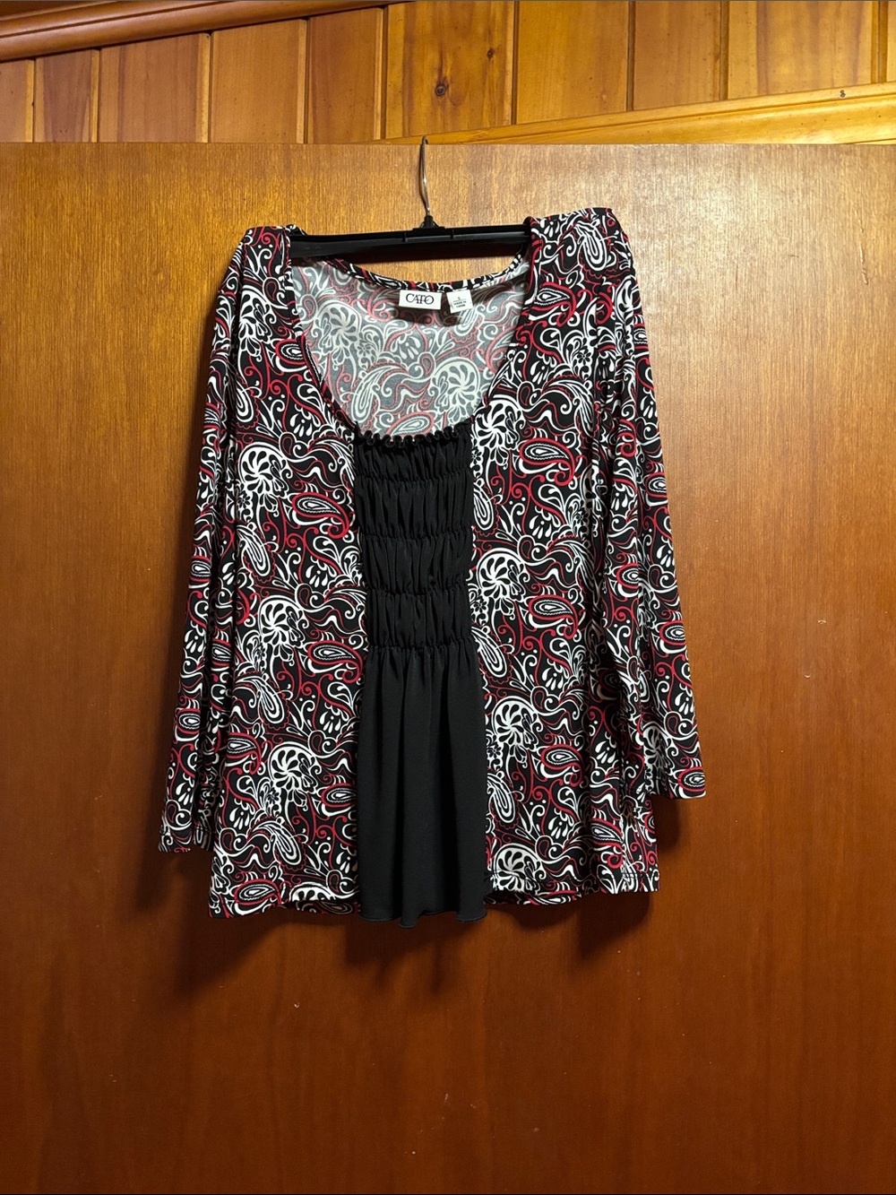 Cato Black Red White Paisley-Print Ruched Front Long Sleeve Top